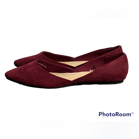NWOT•Time and Tru Women’s Cranberry pointed toe flats sz11 - Picture 2 of 9